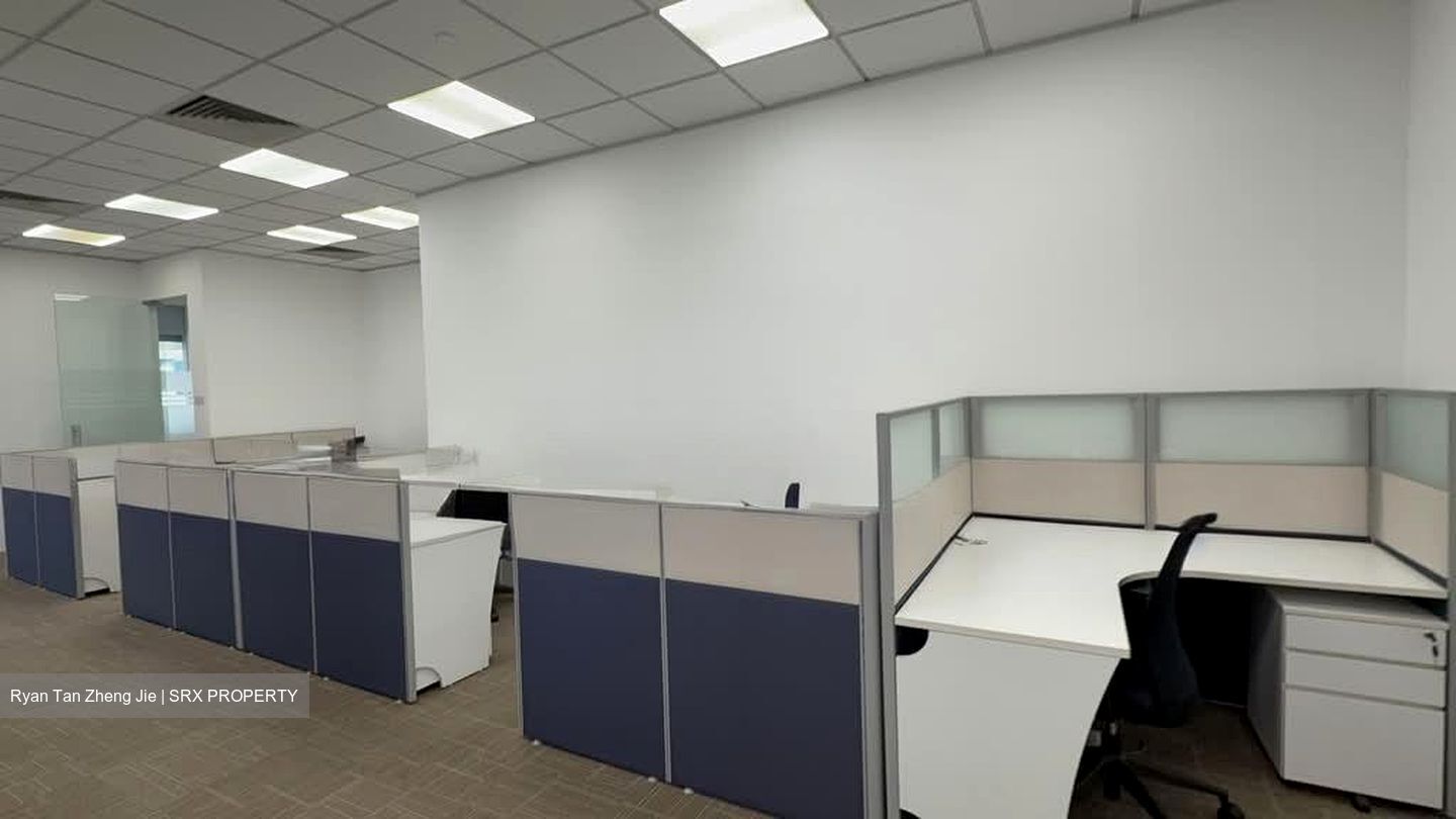 Alexandra Point (D5), Office #558998931